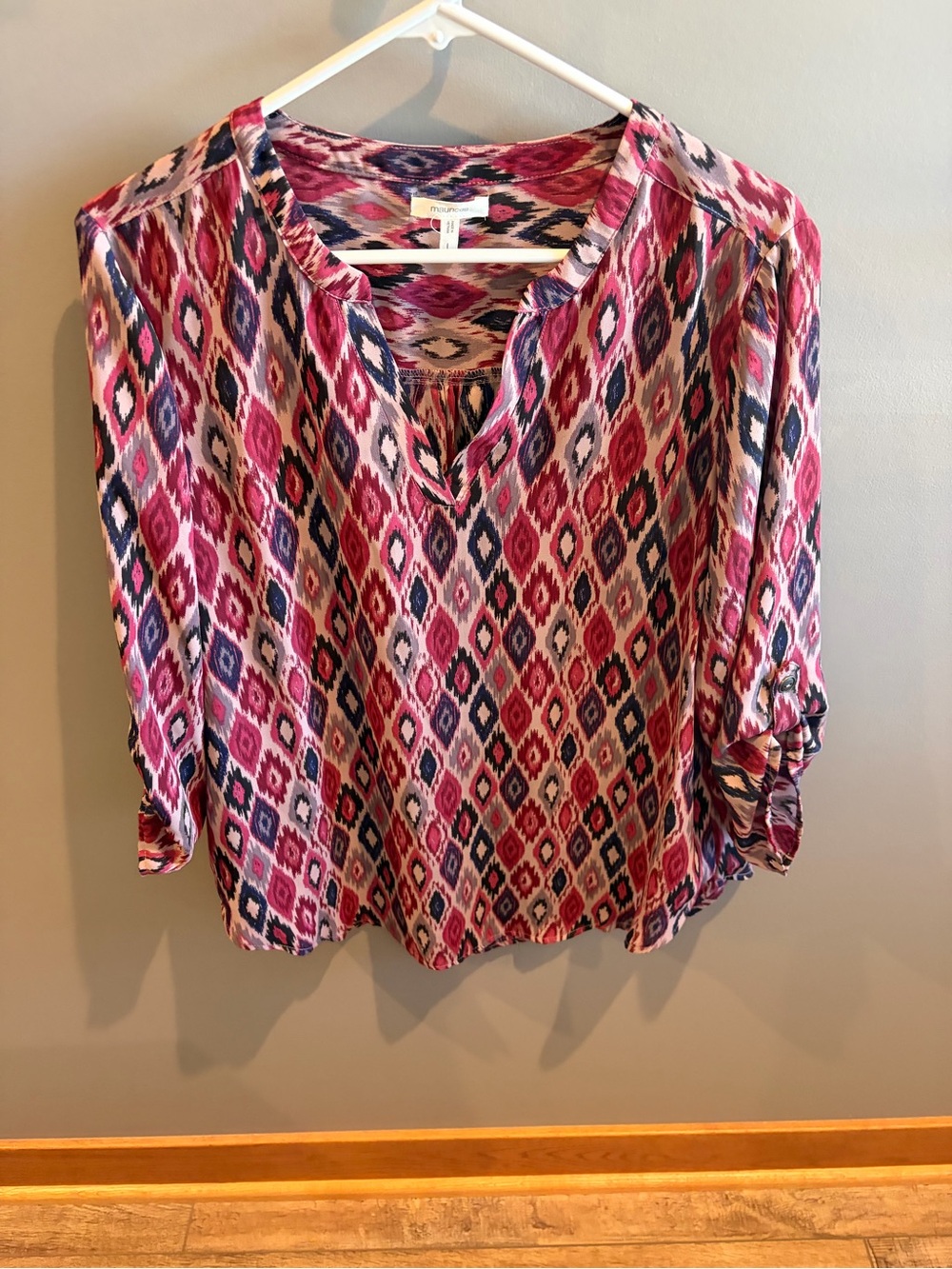Maurice’s Women's Patterned Split-Neck Blouse - Pink Multi